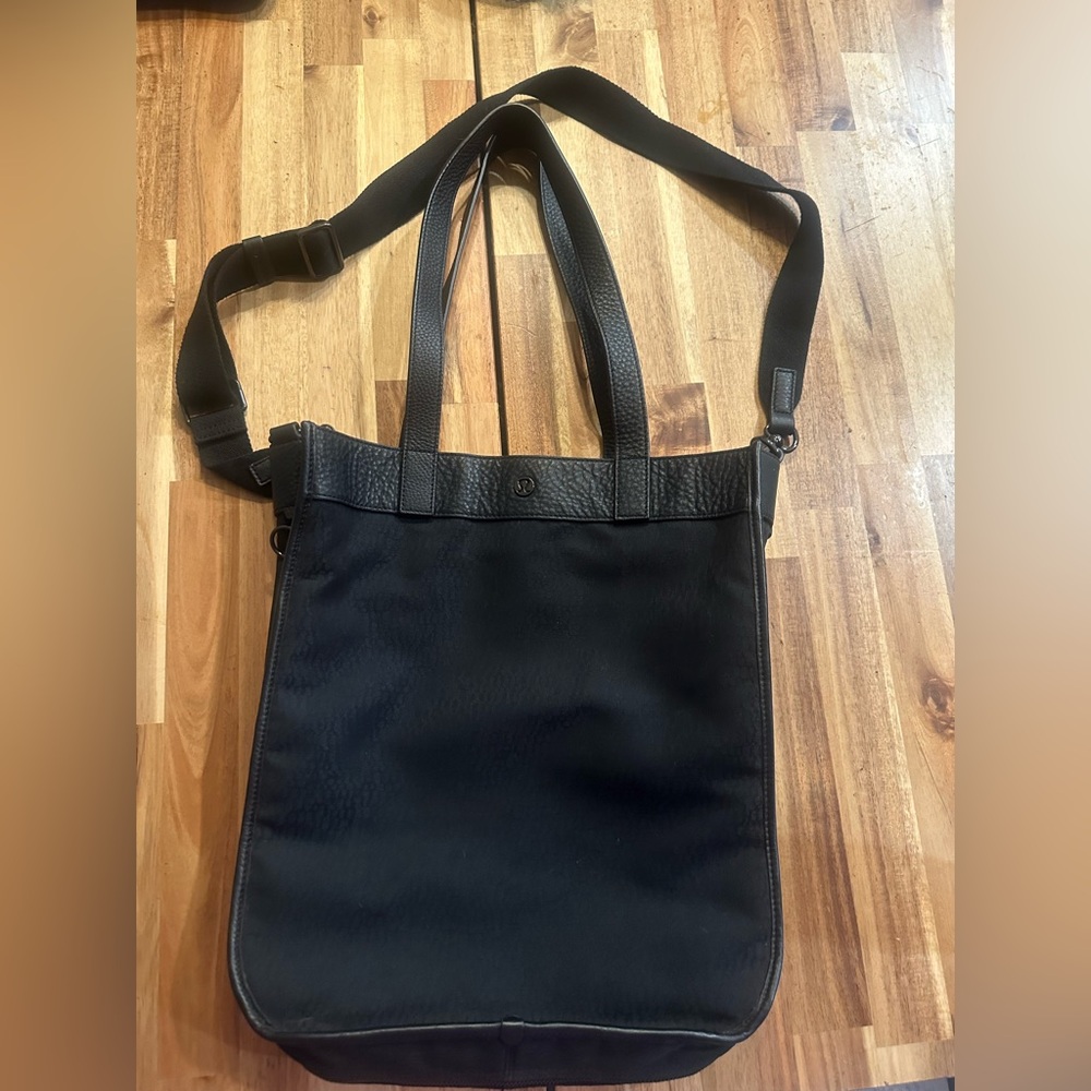 Lululemon | Now And Always Black Tote Bag| 15L| NWOT - Picture 10 of 14